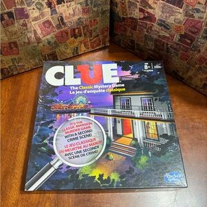 Hasbro Clue Mystery Board Game En/Fr
